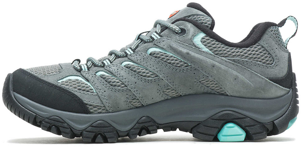 Merrell Moab 3 GORE-TEX Women's Walking Shoes - Grey - View 3