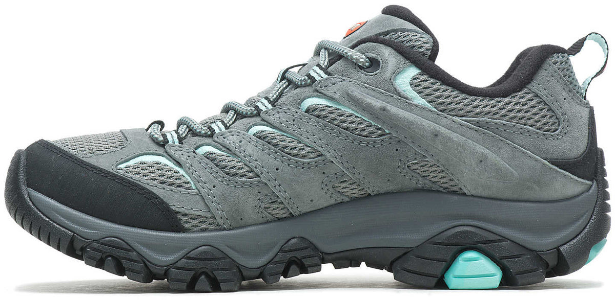 Merrell Moab 3 GORE-TEX Women's Walking Shoes - Grey - View 3