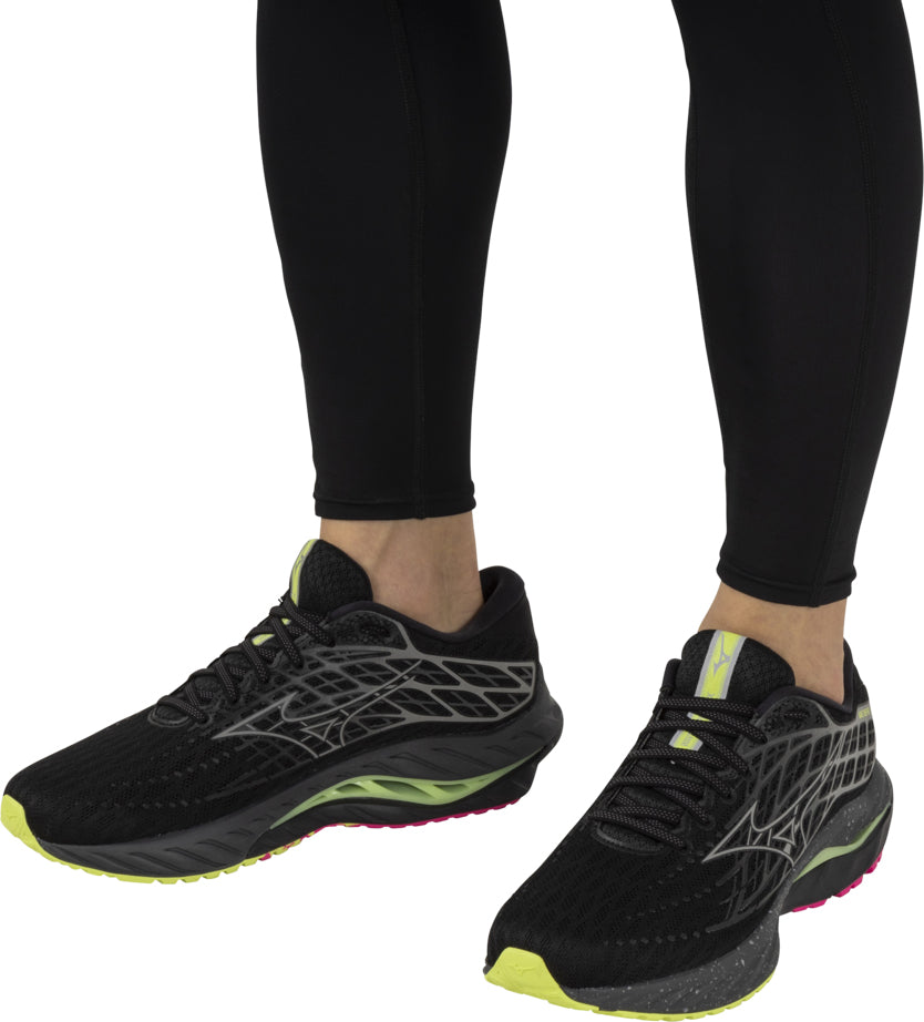 Mizuno Wave Inspire 20 Running Shoes - Black - View 7
