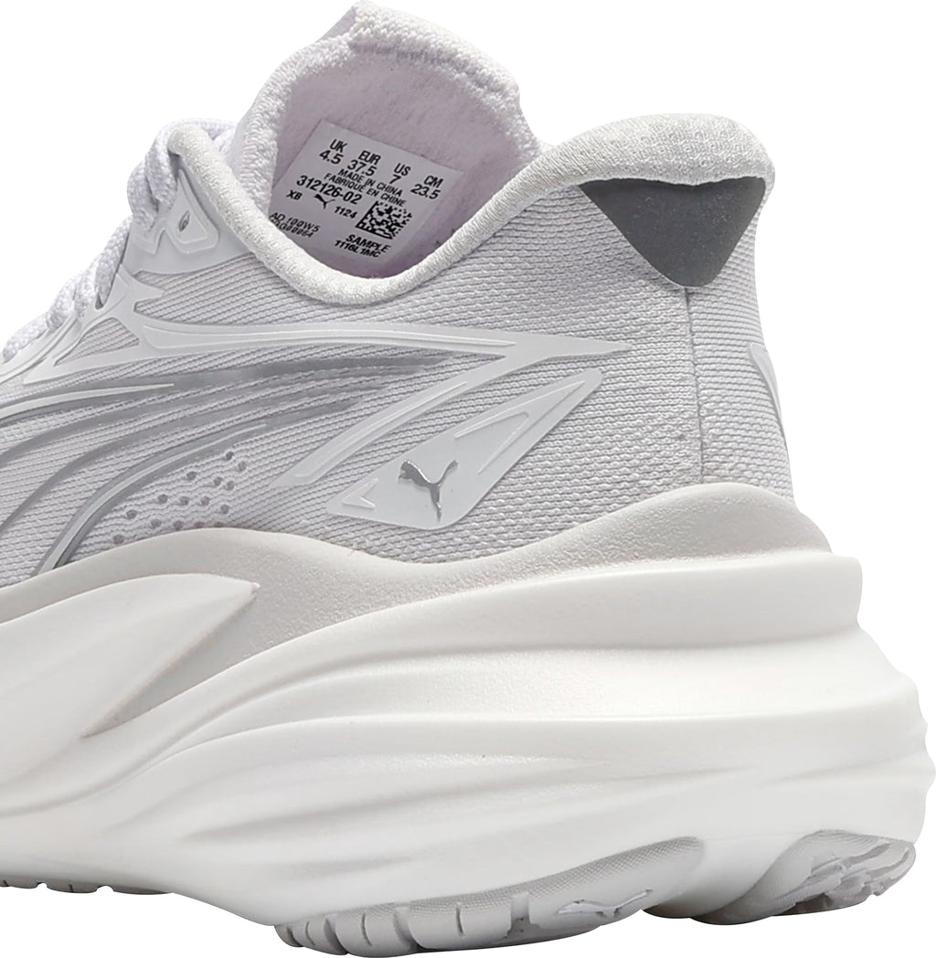 Puma MagMax Nitro 2 Women's Running Shoes - White - View 6
