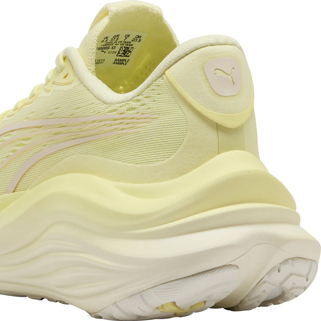 Puma MagMax Nitro Women's Running Shoes - Yellow - View 6