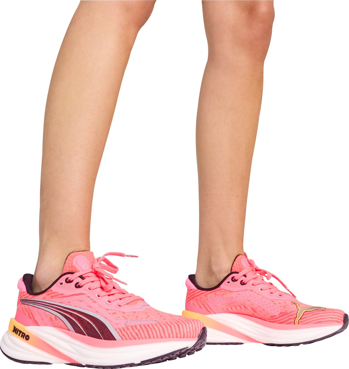 Puma Magnify Nitro 2 Women's Running Shoes - Pink - View 8